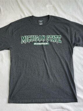 Michigan State University Grandparent Gray T-Shirt Men’s Size Large Champion